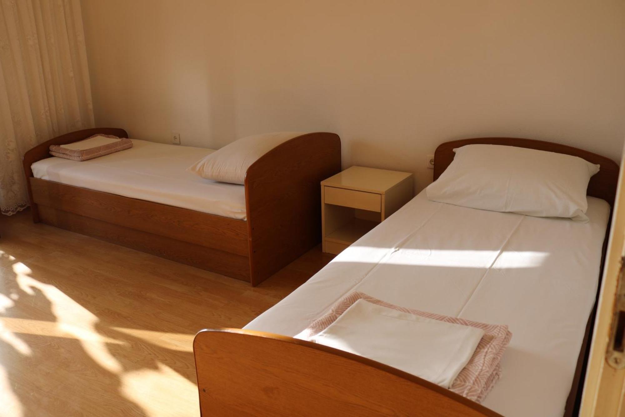 Apartments By The Sea Grebastica, Sibenik - 4881 Baselovici Rom bilde